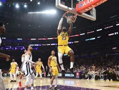 九游体育 -风云突变洛杉矶湖人今晨遗憾出局，NBA常规赛版图或变，质疑声仍在，数据趋势出现新变化(湖人2024常规赛战绩)